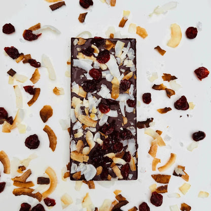 PLATA Oceanic Chocolate Caramelised Coconut & Cranberry, CIRCOLO 70g, Icelandic chocolate, additional product photo